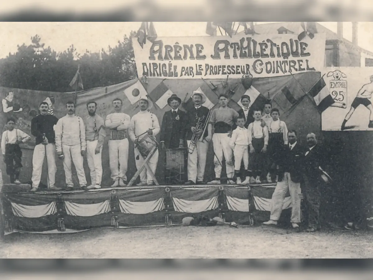 Exposition Le sport entre en scène