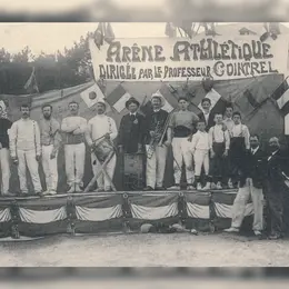 Exposition Le sport entre en scène