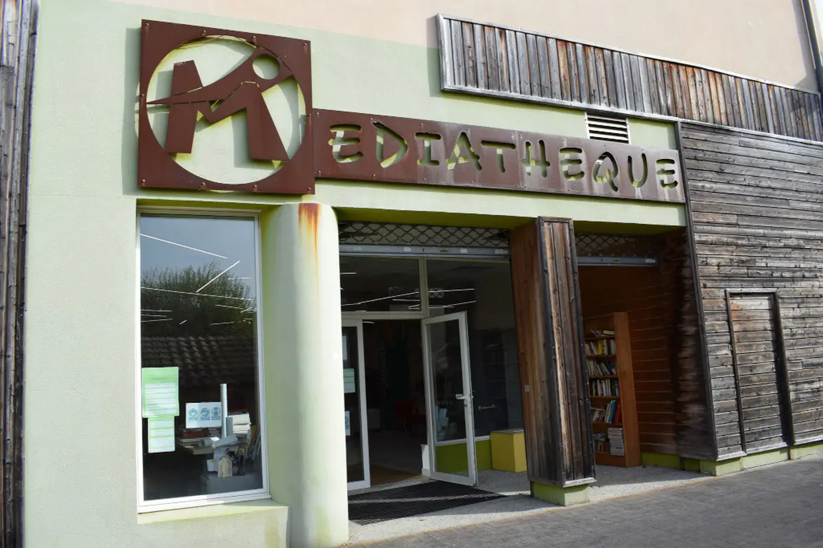 Exposition NounOURS, de l'ours des cavernes à l'ours en peluche