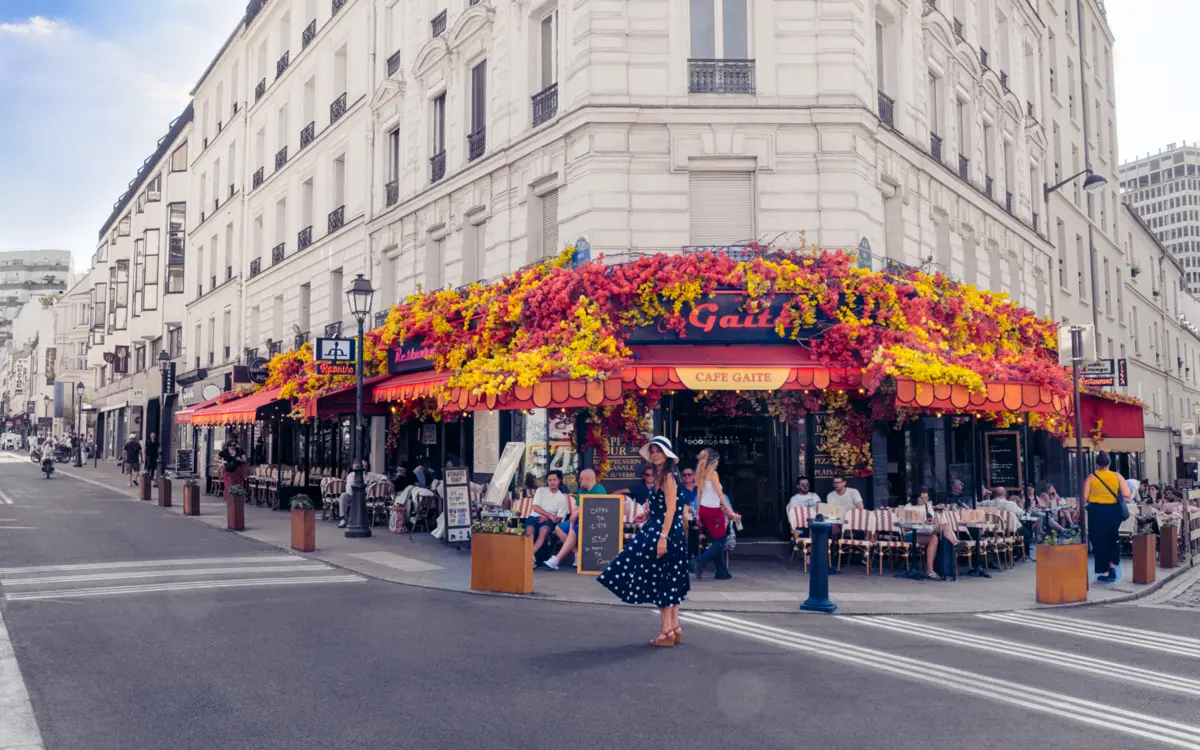 PAUSE - Montparnasse : une histoire de rencontres, photographie de Y. Vaternelle, exposition au Mercure Paris Centre Gare Montparnasse