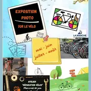 Exposition photo sur le vélo à la médiathèque