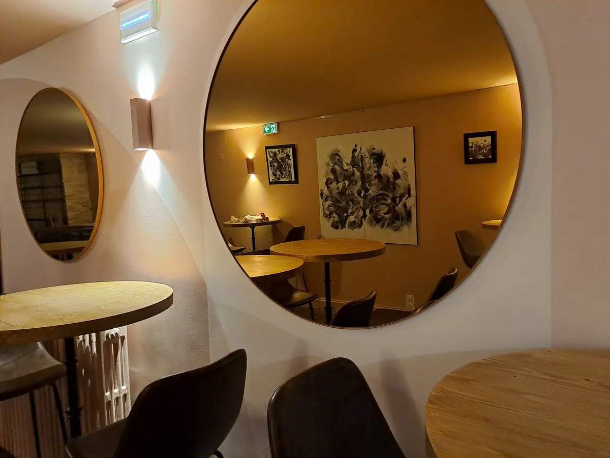 Exposition - Vibrato