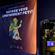 Exposition Voyage vers l'infiniment petit