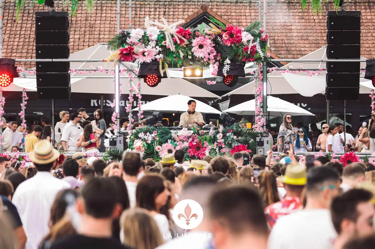 Summer Open Air