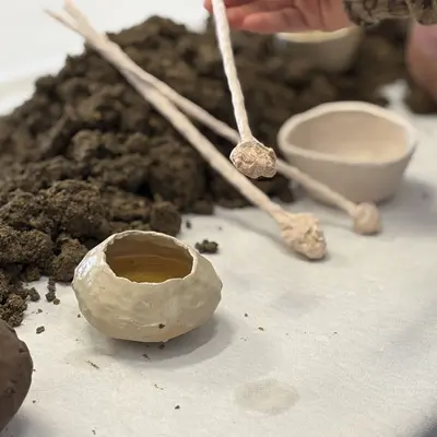 Goûter la terre au salon Brut(es) - Angéline Dubois