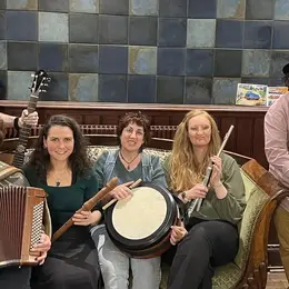 Concert gratuit Quatr'Elles (Musique d'Irlande et d'ailleurs)