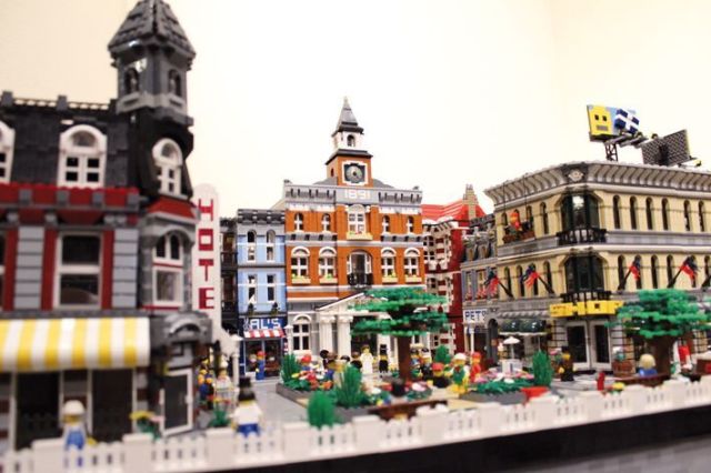 Un soin tout particulier est apporté aux constructions Lego exposées
