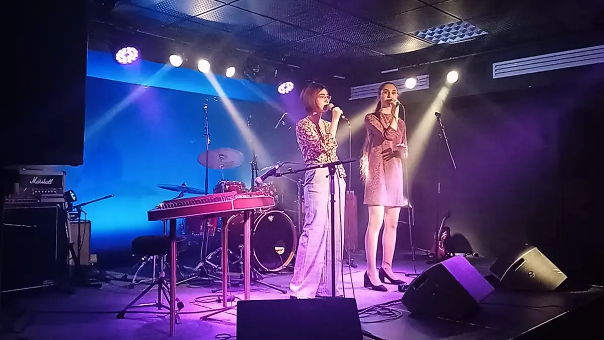 Femme et féminin à travers le chant