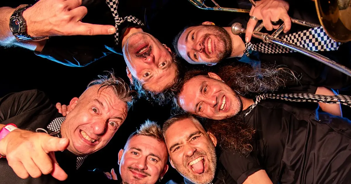 Feria De Carcassonne - The Locos