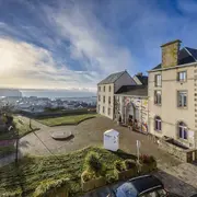 Fermeture du Musée d'art moderne Richard Anacréon (fête du travail)