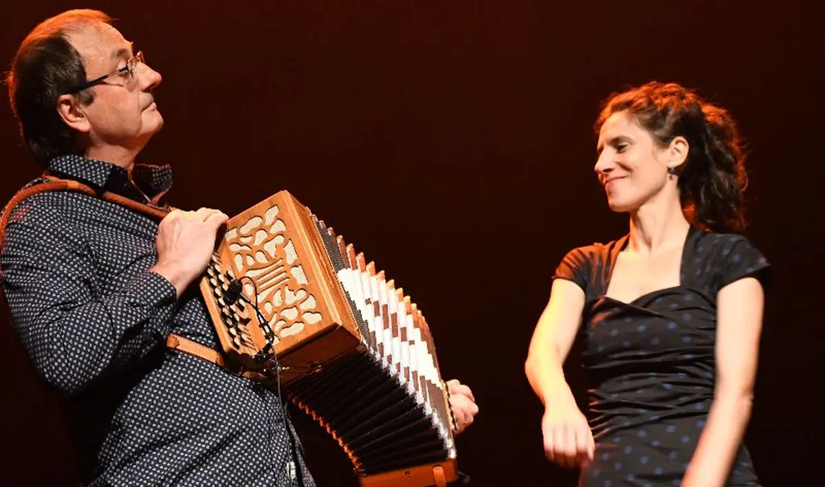 Le 31 octobre &agrave; 20h, au Th&eacute;&acirc;tre de la Ruche de Nantes, Yann-Fa&ntilde;ch Perroches et Ioana Lemoine proposent leur concert cont&eacute; C'est demain que nous partons. 