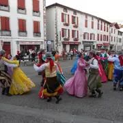 Festival de danses Gauargi