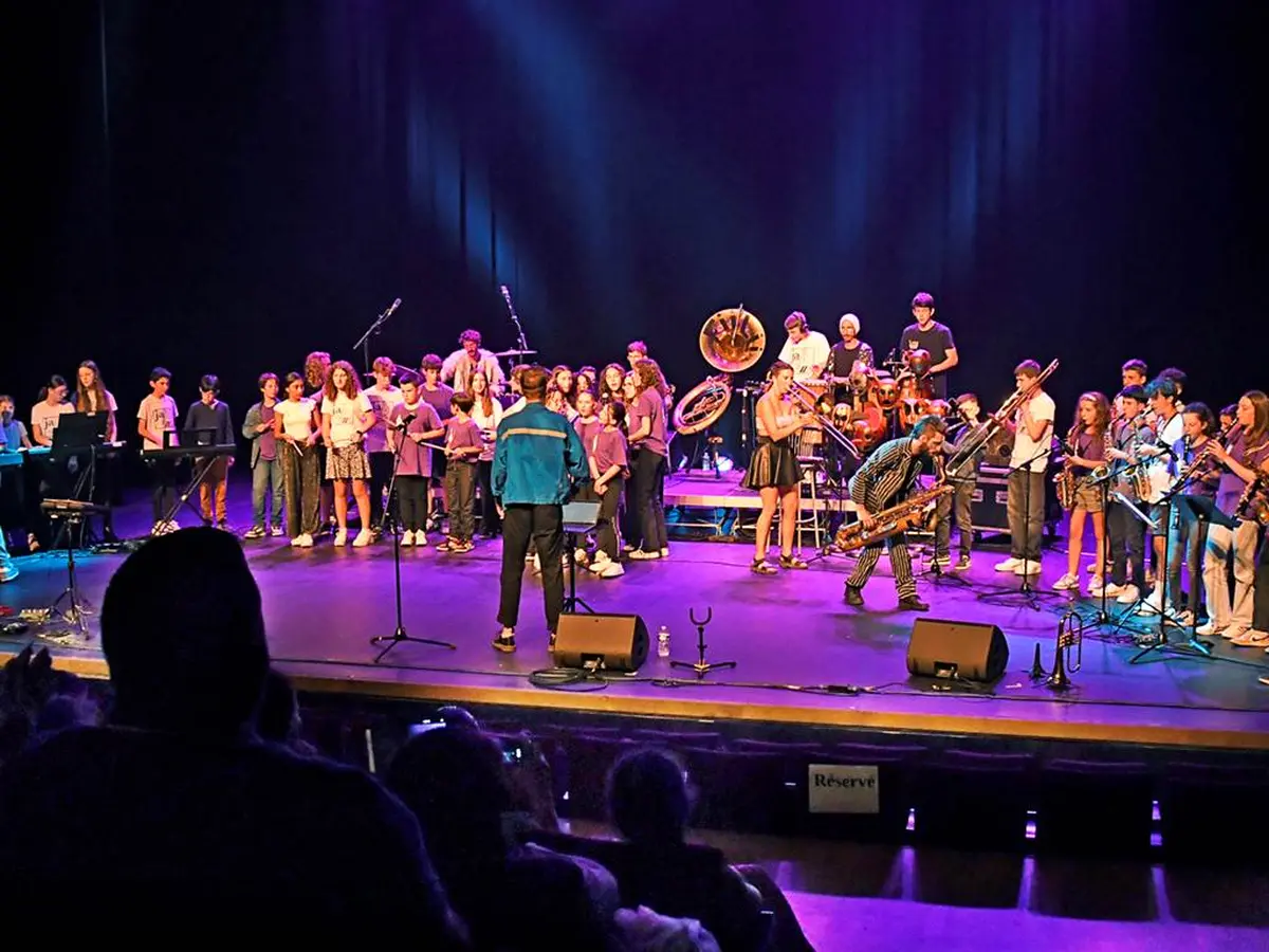 Festival de Jazz - Akoni Astrobeat et Classes Jazz du Collège