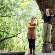 Festival du Nombril - Face aux arbres