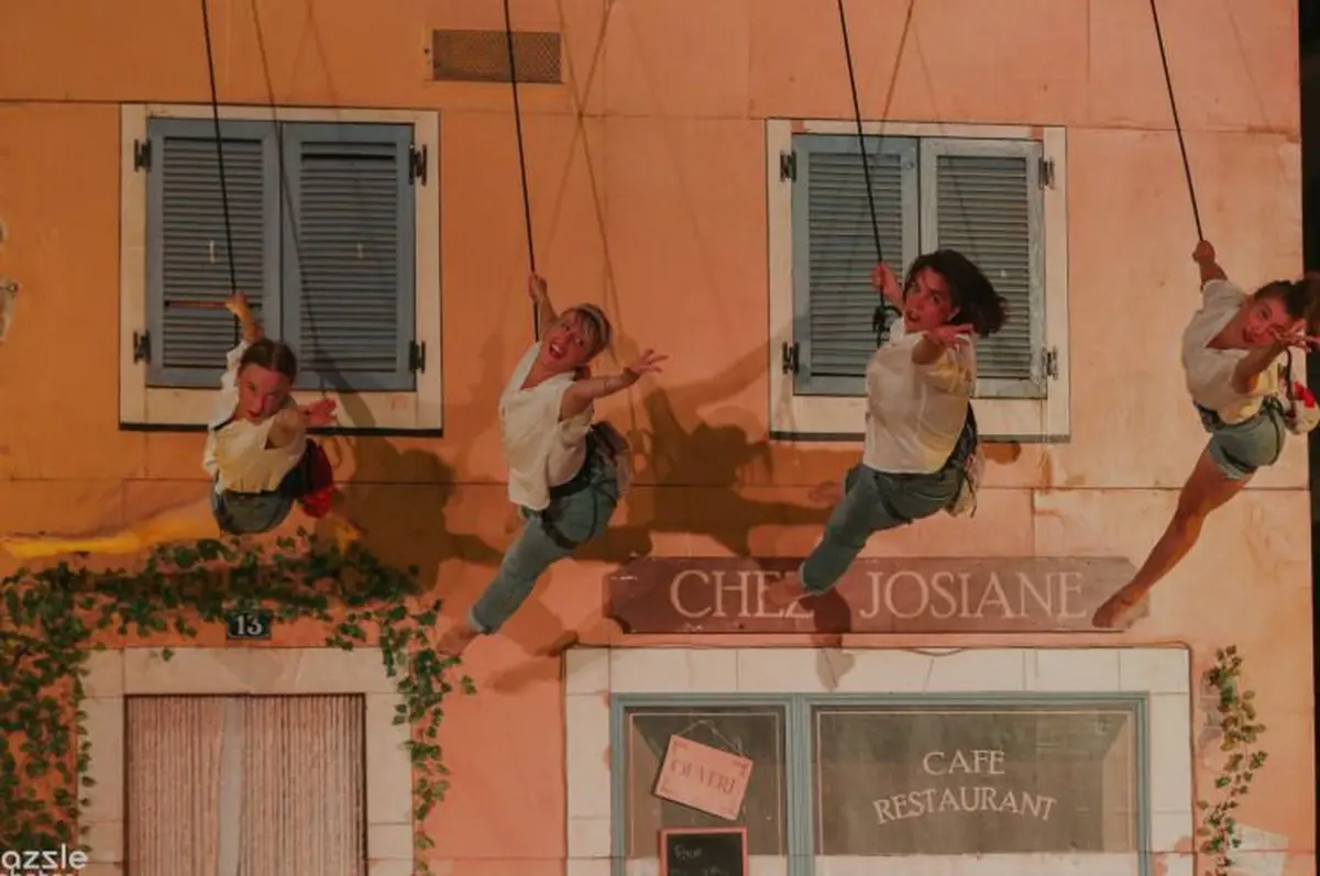 Entre musique et arts vivants, Les Affolantes se distinguent par la diversité de leur programme. 