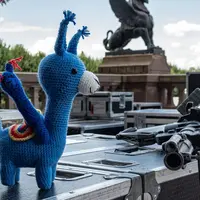 La mascotte du festival, en crochet &copy; Les Alpagas Bleus