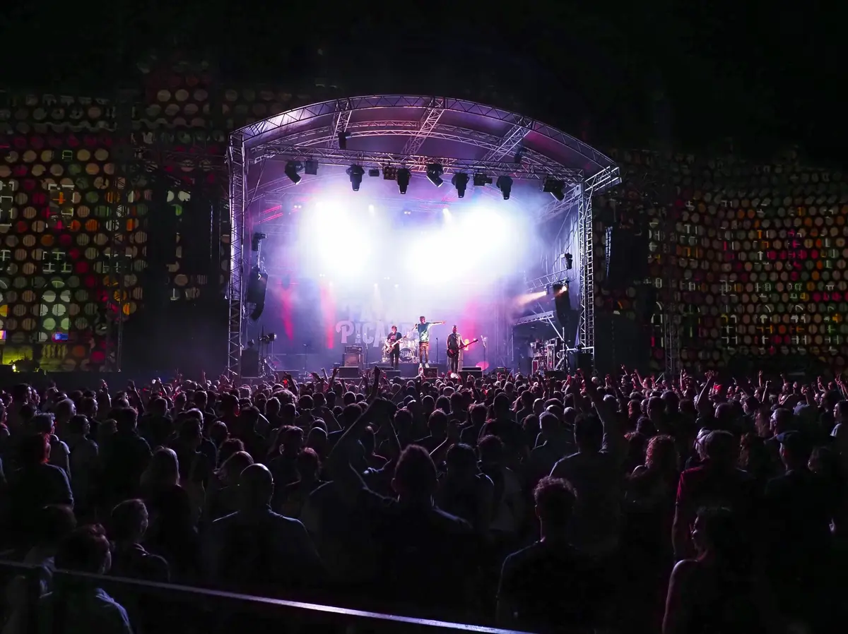 Les Fatals Picards avaient retourné Saverne en 2023