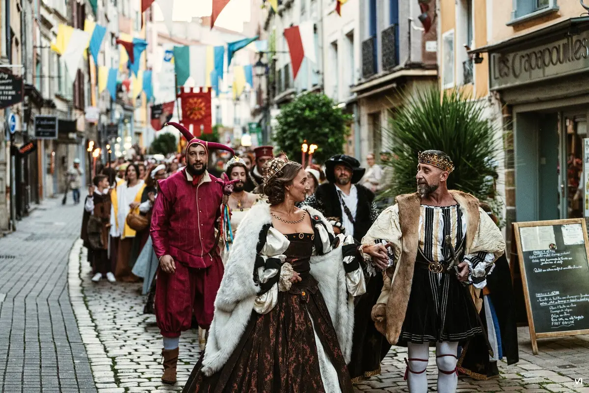 Festival Renaissance du Roi de l'Oiseau : les défilés en costumes