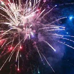 Festivités et feu d'artifices à Sanguinet