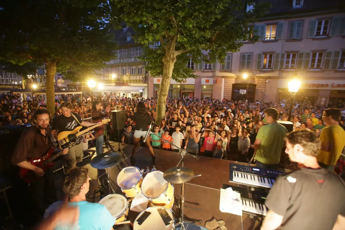 La musique bat son plein dans le centre de Colmar !