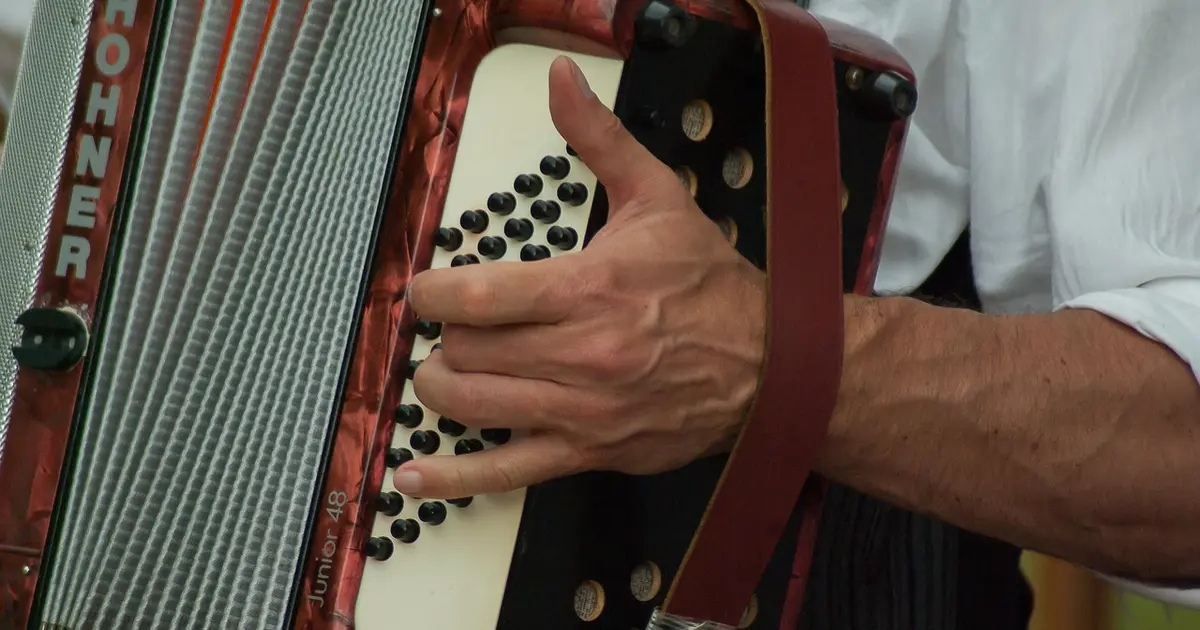 Fête de la musique par la compagnie Théâtre dans la Nuit