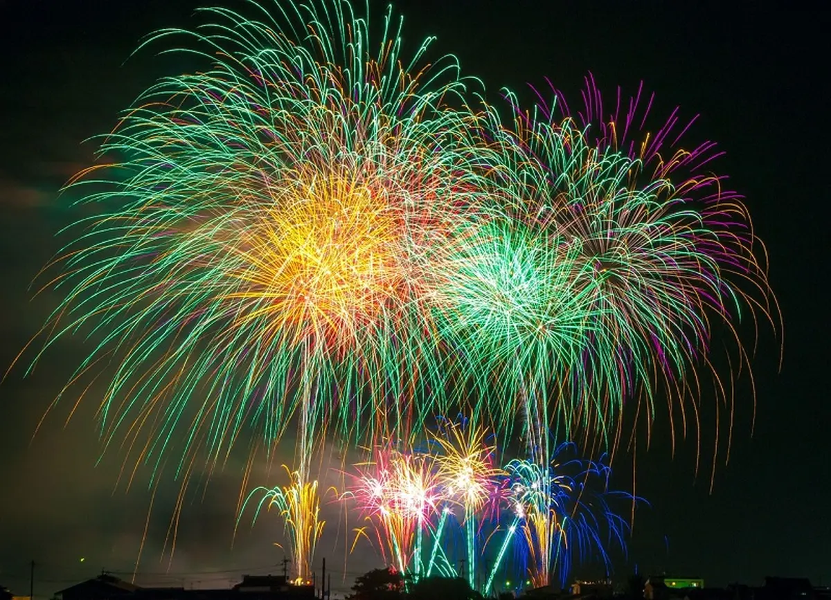 Fête de la Vézère et feu d'artifice aux Eyzies