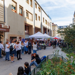 Fête des rues aux écoles dans la rue de la Présentation