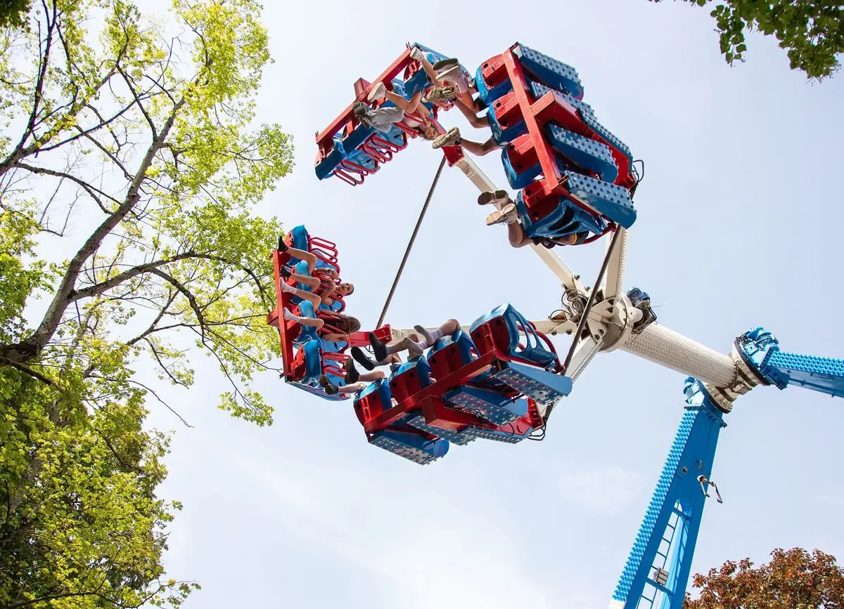 Fête foraine de Bourges : venez tester les manèges à sensations fortes !