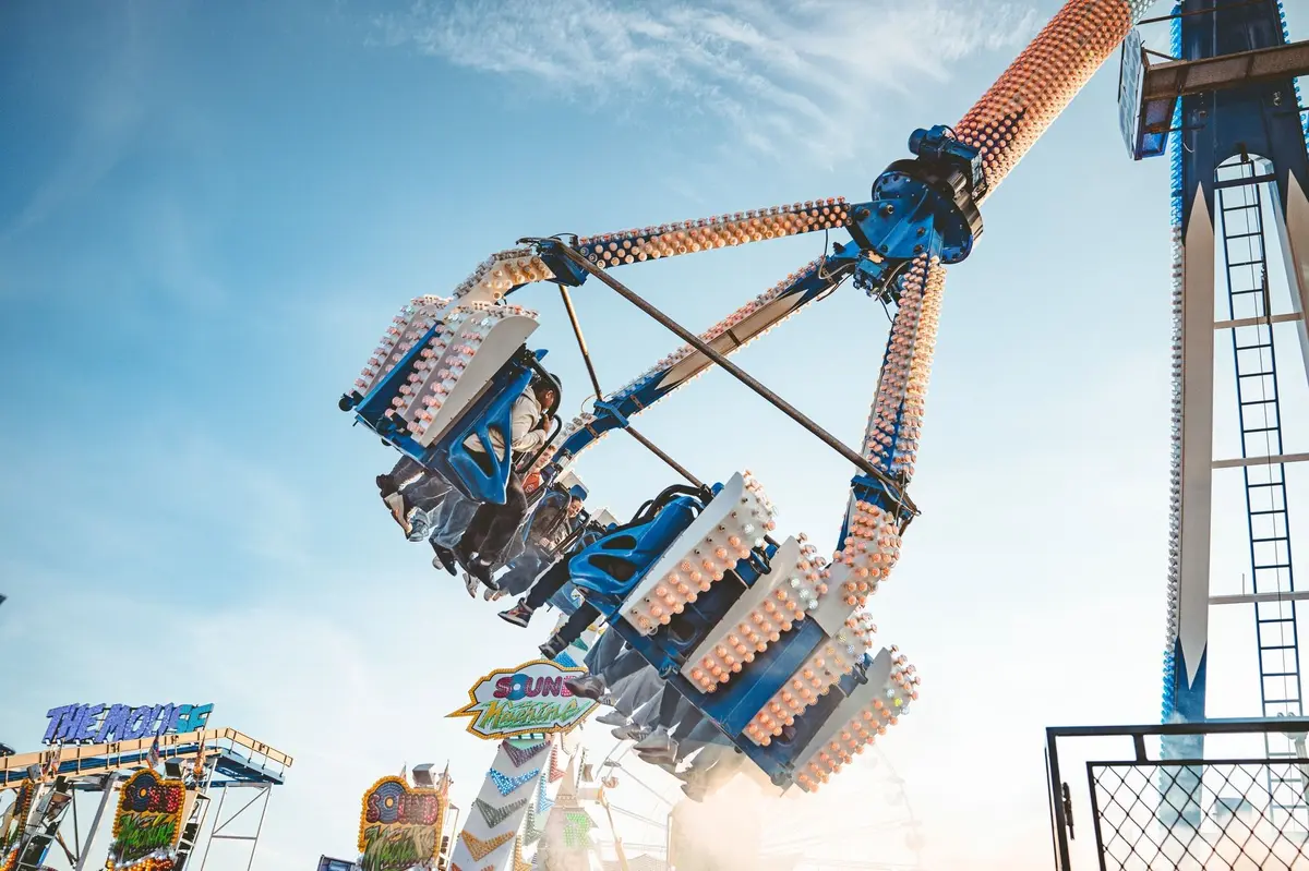 Fête foraine de Tours : manège à sensation forte
