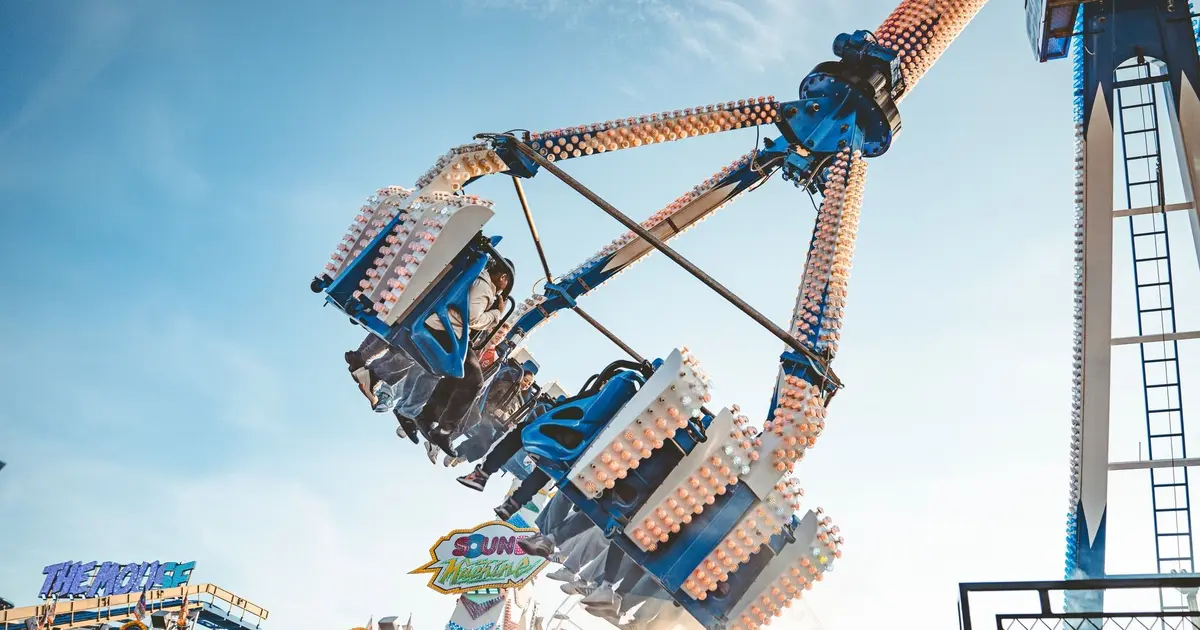 Fête foraine de Tours : manège à sensation forte