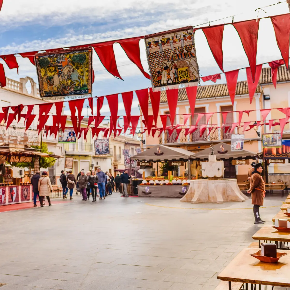 Fêtes de la Bague à Semur-en-Auxois 