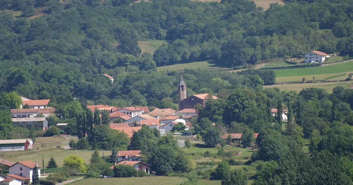 Fêtes de village : tournoi de foot, méchoui et bal