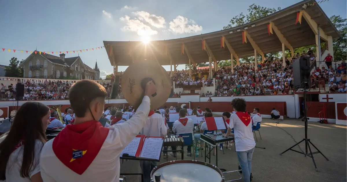 Fêtes locales : La bodéga des Superfermiers et des Triporteurs