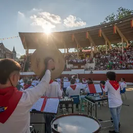 Fêtes locales : La bodéga des Superfermiers et des Triporteurs