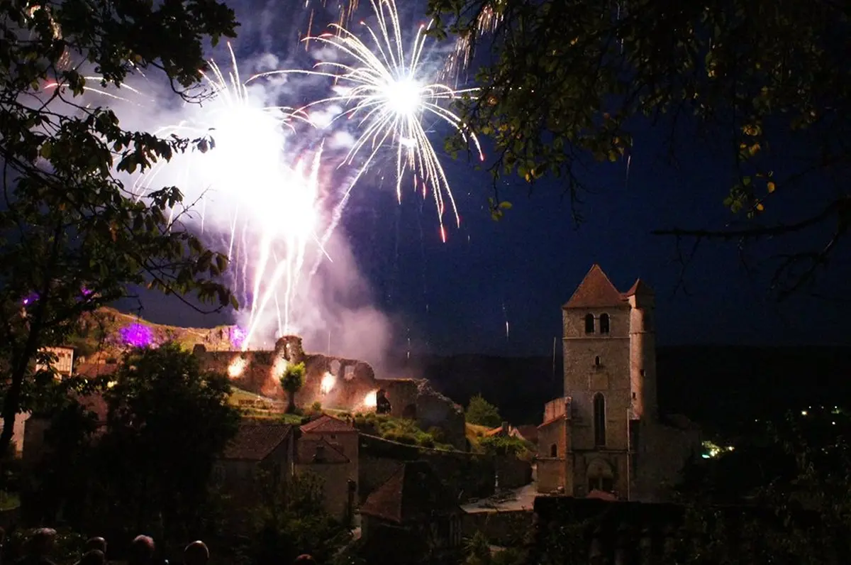 Feu d'Artifice à Saint-Cirq Lapopie