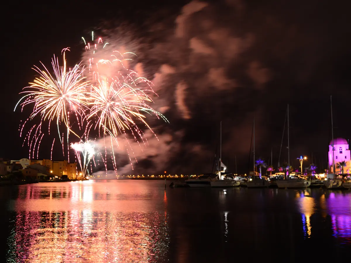 Feu D'Artifice Du Port