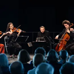 FIGURES ARGENTINES - Quatuor VOCE et Jean-Baptiste Henry - Bandonéon