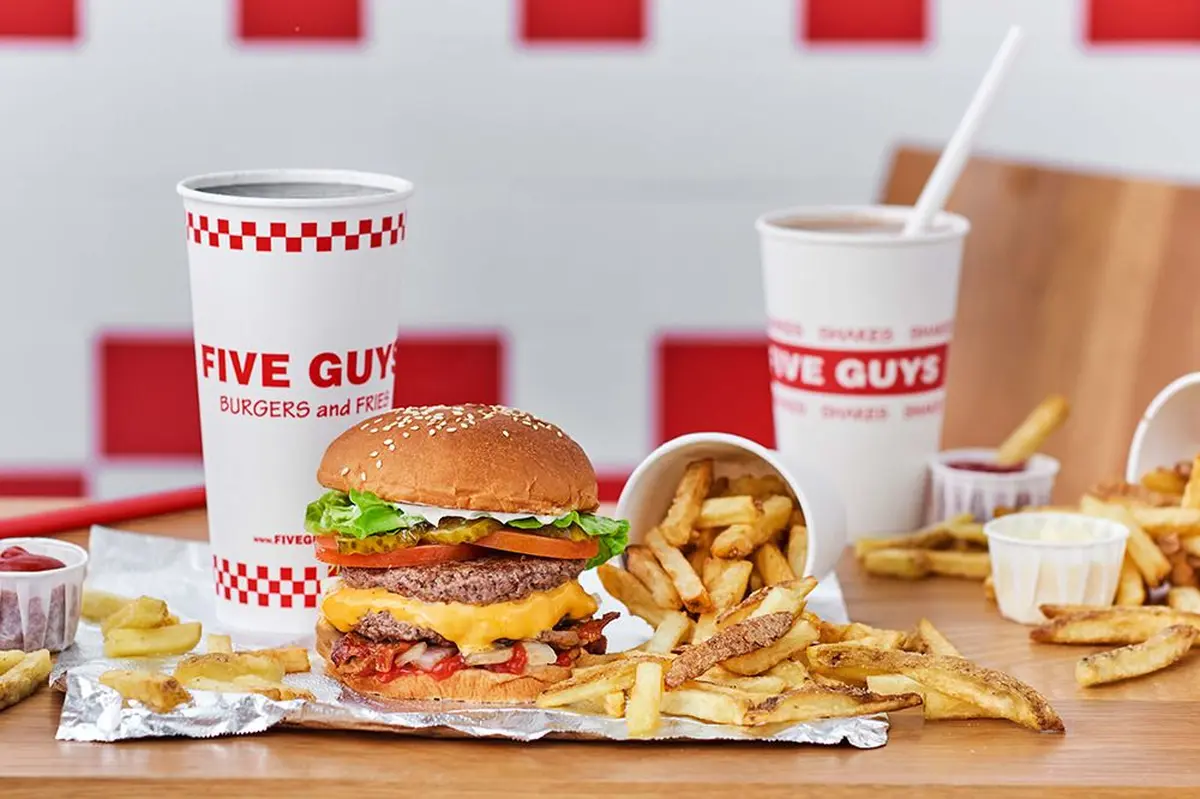 Five Guys ouvre un nouveau restaurant à Bastille, dans le 11e arrondissement de Paris