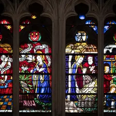 Flânerie - Les chefs d'œuvre du vitrail (Cathédrale St-Pierre et St-Paul &amp; Basilique Saint-Urbain)