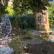 Flâneries d'art contemporain dans les jardins aixois