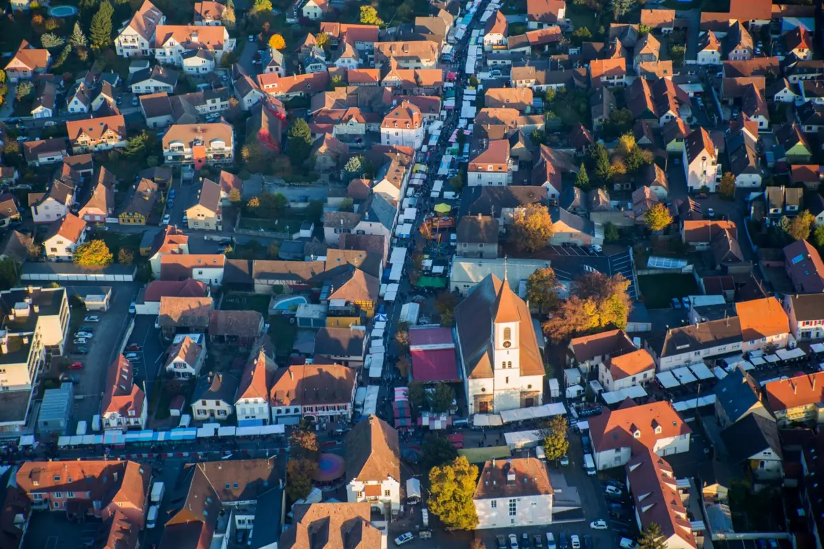Des stands à perte de vue dans les rues d'Habsheim