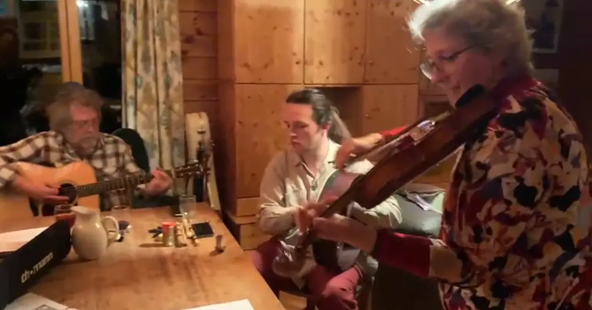 Folk Irlandais : new Sky & Co en concert