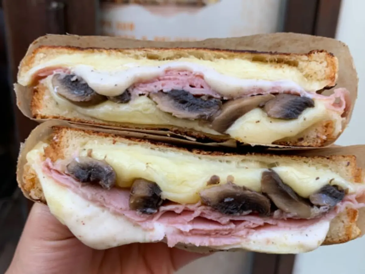 Food Tour No Diet Club à Montmartre