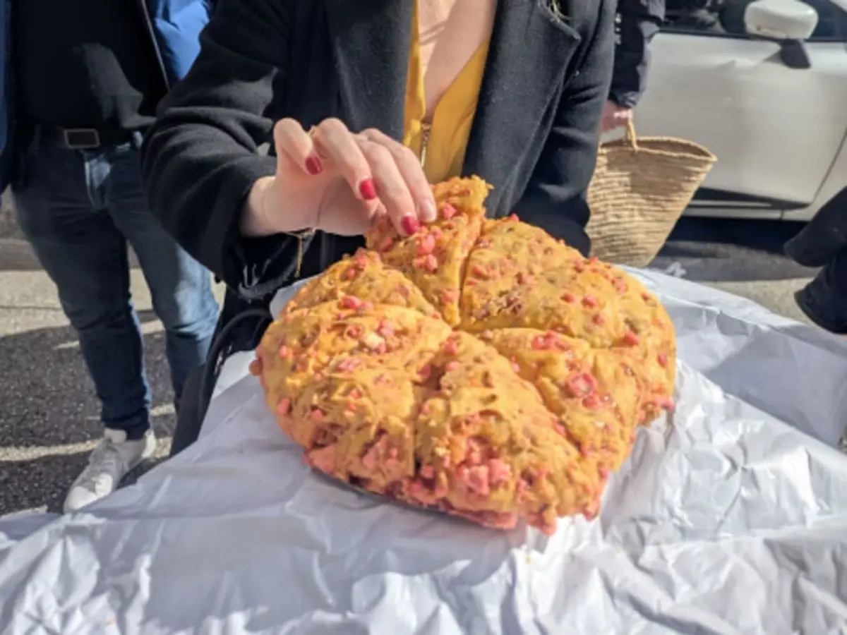 Food Tour spécialités lyonnaises et visite de la Croix Rousse