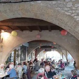 Food truck Hotwok au Bar des Arcades