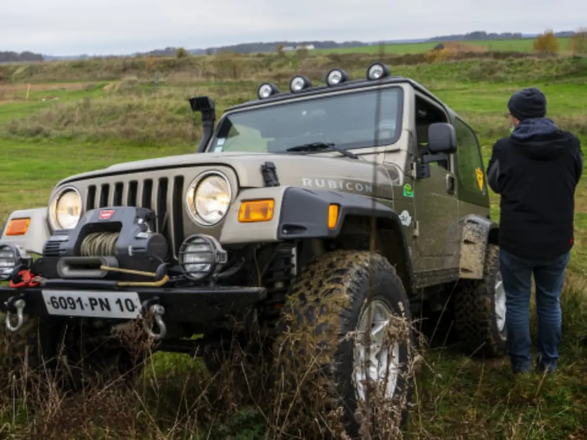 Formation pilotage 4x4 à la Ferté-Gaucher (77)