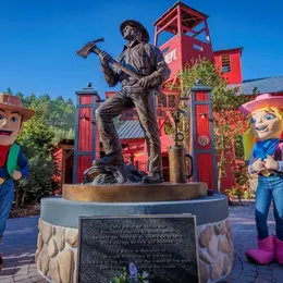 Fraispertuis-City : sa nouvelle attraction Fireline Redwood décroche déjà un prix international