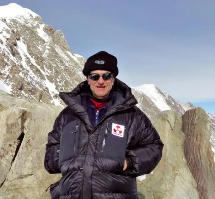 François Matter au sommet du Mont Vinson en Antarctique