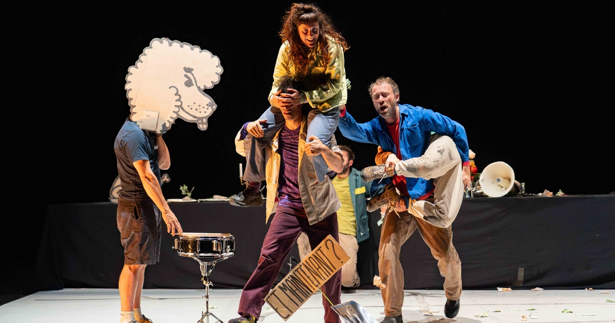 Frasques, un spectacle de cirque cosmique et poétique au Théâtre Silvia Monfort