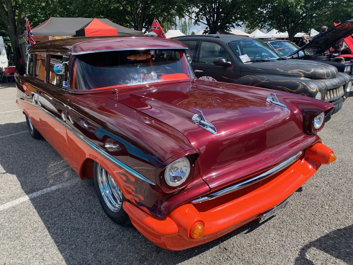 Fun Car Show &agrave; Illzach 2026 - rassemblement de voitures